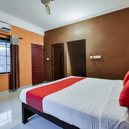 Collection O 46023 Taaza Residency Hotel Витири Екстериор снимка