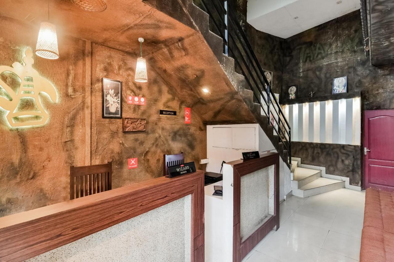 Collection O 46023 Taaza Residency Hotel Витири Екстериор снимка